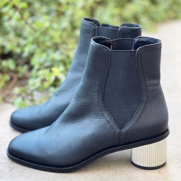 Rebecca Minkoff Darsea Black Leather Mirrored Boot - Picture 3 of 4